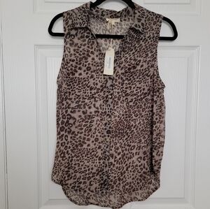 NWT Mystree Leopard Print Sleeveless Blouse Size Medium